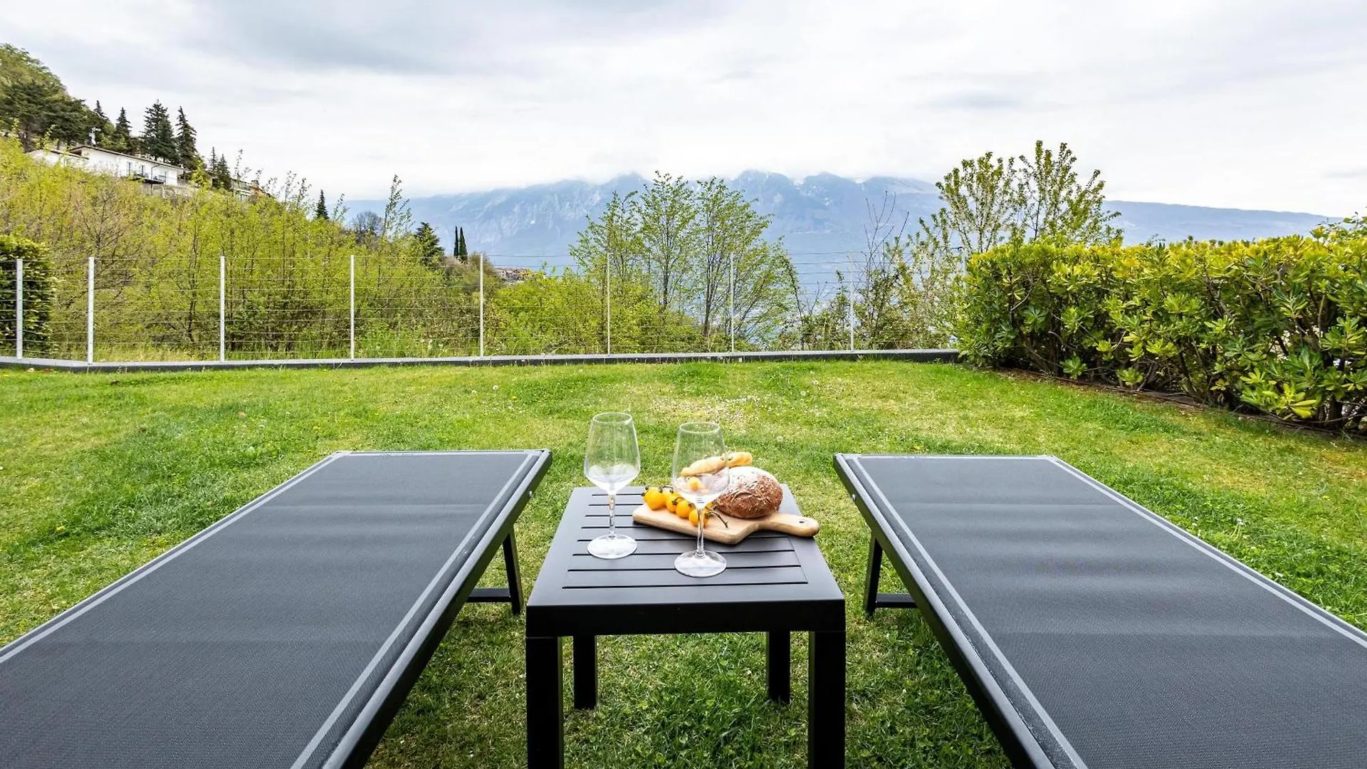 Residence La Villa Principe Tignale 0*,